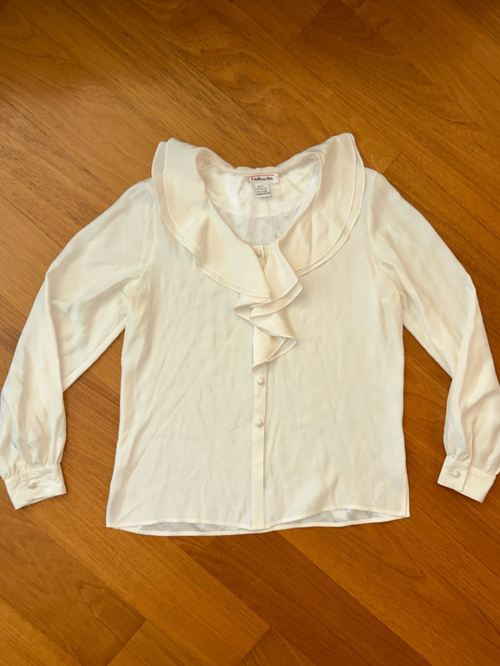 Vintage Talbots 100% Silk Cream Ruffle Neck Covered Buttons Blouse Womens Size 8